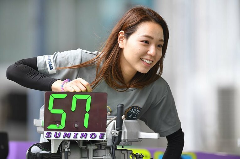 2018年の最優秀新人、2019年のレディースチャンピオン獲得など輝かしい経歴を持つ25歳の女王・大山千広選手 ／ photograph by BOATRACE振興会