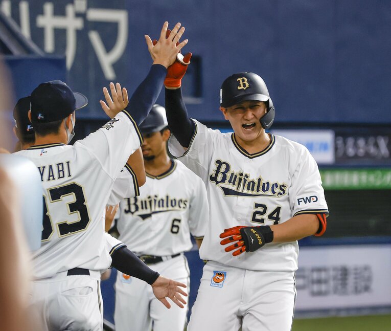 紅林は吉田正の離脱後、クリーンアップを打つことも　©Kyodo News