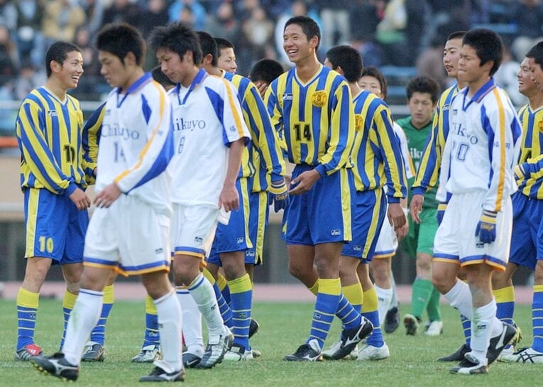 第82回全国高校サッカー選手権で前年度大会の雪辱を果たした国見高校・平山（2004年1月12日、決勝・筑陽学園戦）©︎JIJI PRESS