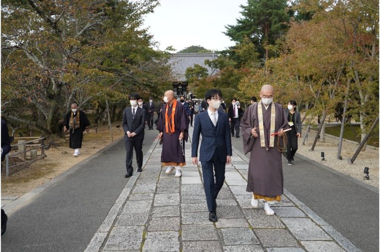 竜王戦第2局　©日本将棋連盟