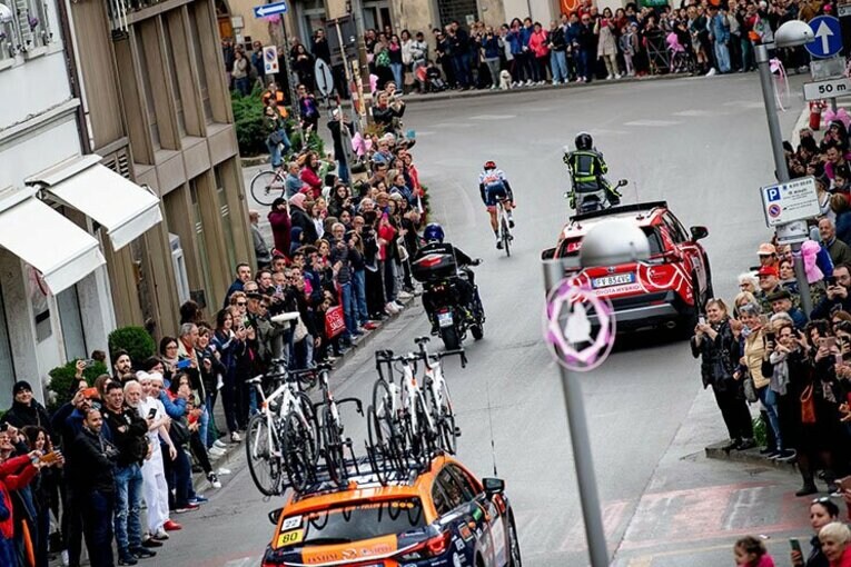 たった1人の自転車部から12年……。30歳の初山翔、夢のグランツール。(5)