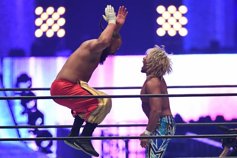 オーカーンの得意技のひとつであるモンゴリアンチョップ