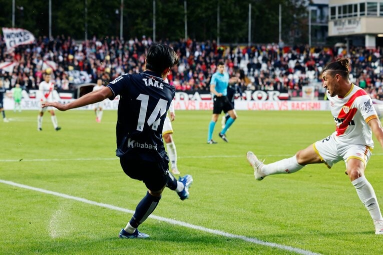 PKを獲得した抜け出しからのクロス