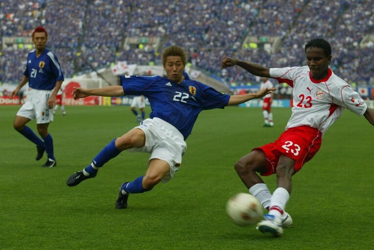 2002年日韓W杯でプレーする市川大祐　©JMPA