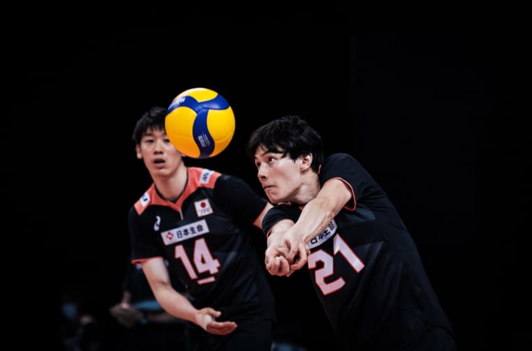 19歳で東京五輪メンバーに選出された高橋藍　©FIVB