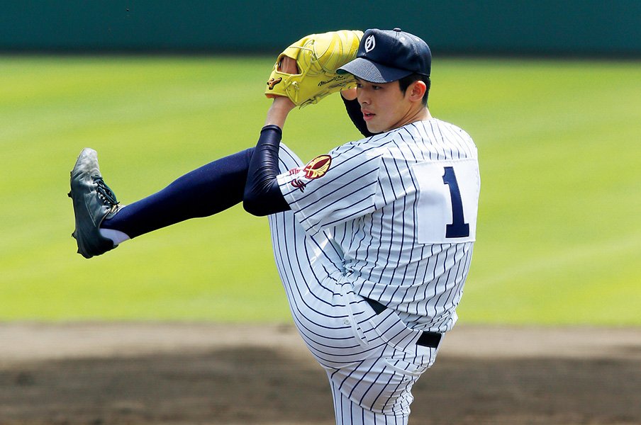 佐々木朗希は未来の野球の伝道師。<Number Web> photograph by Shigeki Yamamoto