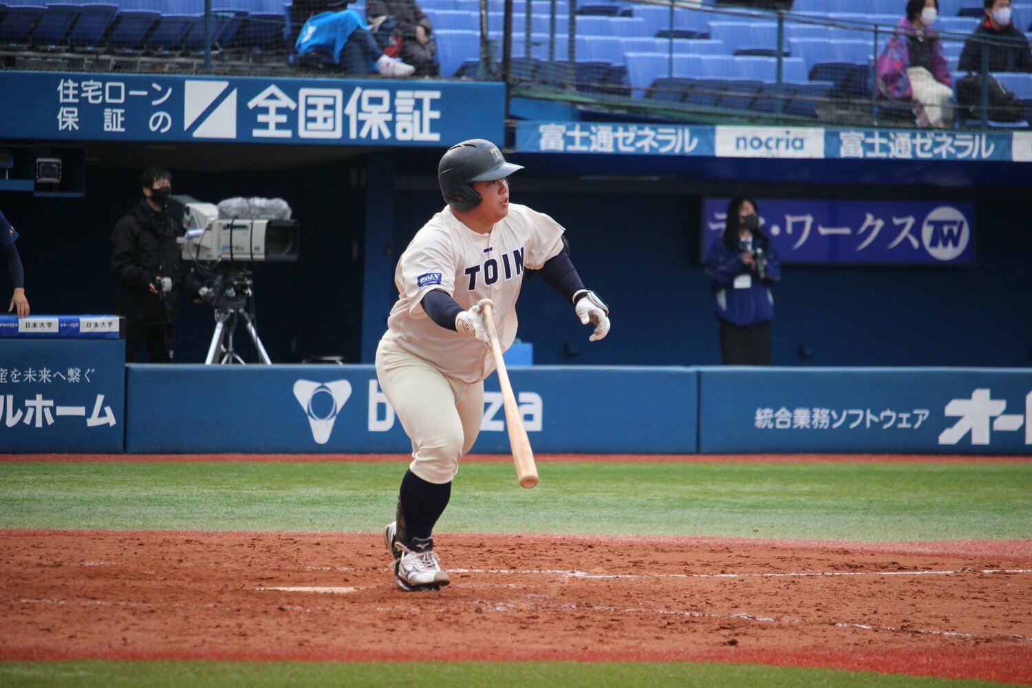 リーグ戦で大活躍した桐蔭横浜大の渡部。この試合でも4点目となる犠牲フライで貢献した　©︎Yu Takagi