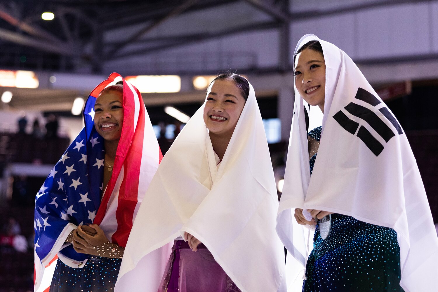 左から、スター・アンドリュース、渡辺、ユ・ヨン　©Getty Images