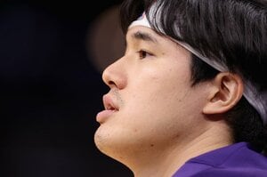 「ミスした映像を泣きながら見ていた」渡邊雄太“バスケIQ”の原点は“父母との反省会”…NBAで証明「ユウタはいつでもライトスポットに」