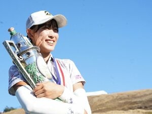 「え、こんなに…」高校2年生・馬場咲希がとまどった“チャンピオンのオシゴト”とは？ ゴルフ界37年ぶり快挙の初々しいウラ話