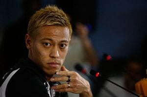 【最新記事】「サッカー興味なかったのに本田さんの解説で…」にわかファン激増の“ケイスケホンダ語録”を最終検証…PK敗戦「74秒後の言葉」に震えた