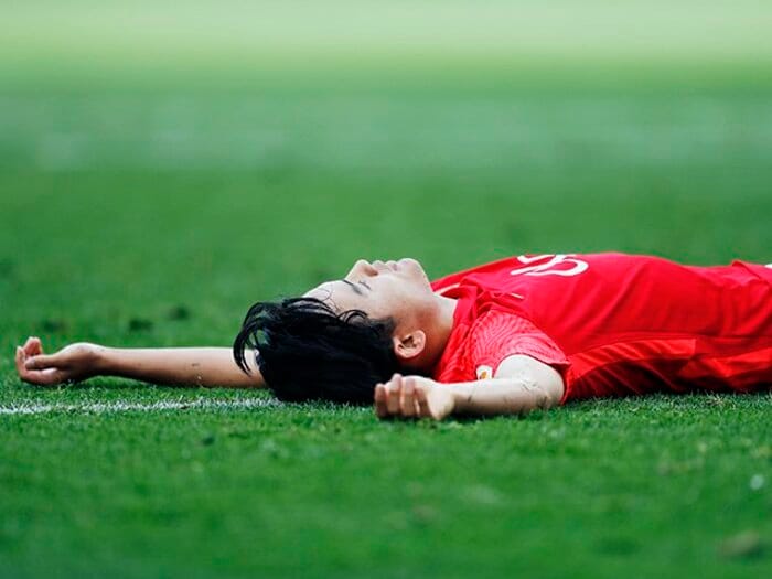 久保建英の祈りと必死さも実らず「先発落ち→6連敗で降格圏」に倒れ込み… 監督解任マジョルカの序列は変わるのか〈撮影者の視点〉＜Number Web＞ photograph by Daisuke Nakashima