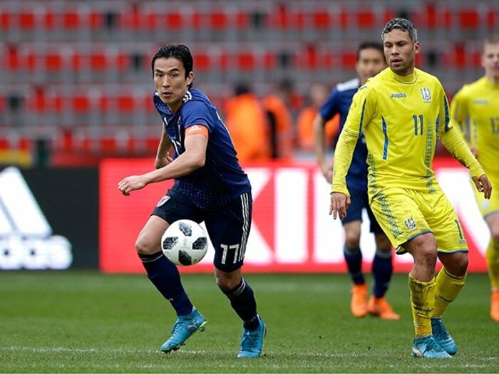 西野監督へ「リベロ長谷部」の提言。実は名古屋時代は堅守速攻だった。＜Number Web＞ photograph by Getty Images