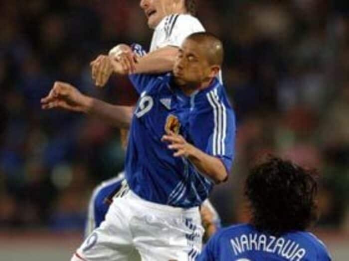 2006年 VSドイツ＜Number Web＞ photograph by Kazuhito Yamada/KAZ Photography