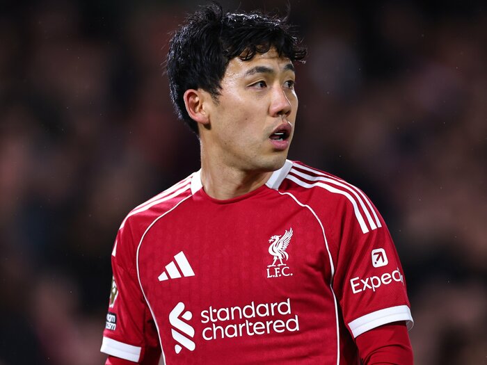 「試合勘、そんなに落ちないと」W杯イヤーだが…日本代表MF遠藤航33歳がリバプールで“出場時間少ない問題”をズバリ語る「全力でやるんだけど」＜Number Web＞ photograph by Robbie Jay Barratt-AMA/Getty Images