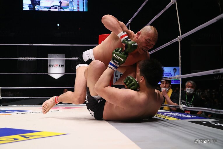 相撲界を懲戒解雇からRIZINへ…貴賢神がデビュー戦完敗でも見せた可能性とは？ 対戦した元警察官ファイターが絶賛した「凄い素質」(60)