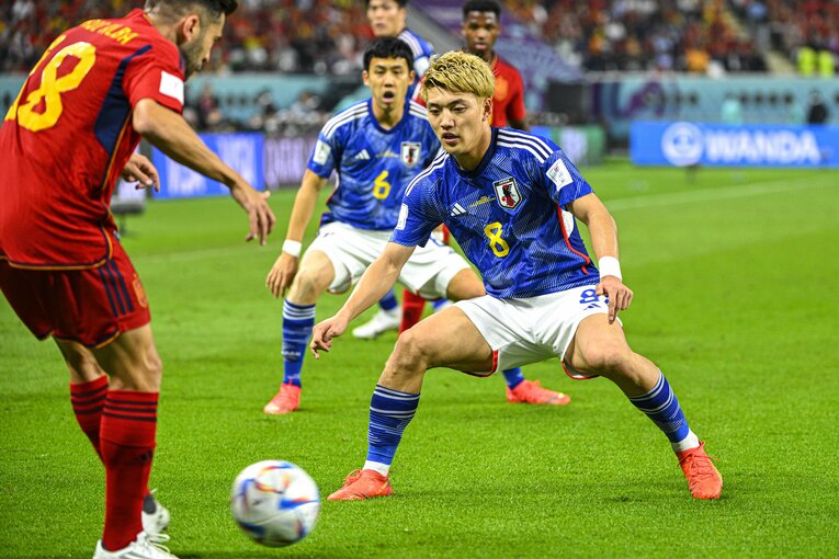 スペインを下した日本　©Takuya Sugiyama/JMPA