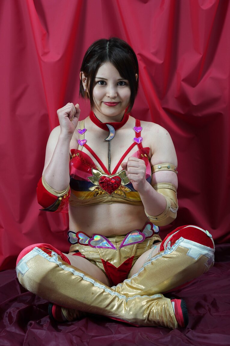 北大法学部卒→外資系企業から異例の転身…スターダムで奮闘する月山和香（30歳）はなぜプロレスラーになったのか？《特別グラビア》(29)