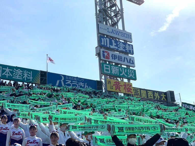 「緑をモチーフに…」の連想力がスゴイ！　彦根総合　©Yukiko Umetsu