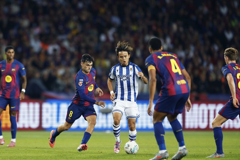 「痛いままやっても…」久保建英が休養決断バルサ戦の事実は“クロスバー直撃”だけでない「ベンチにも姿はなく」「ヤマルも代表戦でケガしたが」(8)