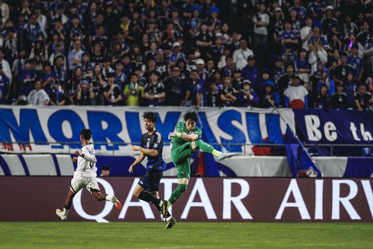 インドネシア戦で先発したGK大迫敬介　©Kiichi Matsumoto