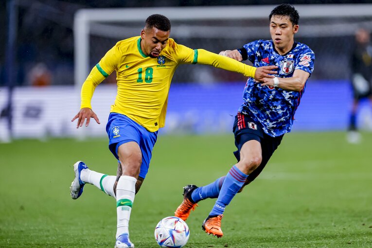 ドリブル突破を図るガブリエル・ジェズス　©Kiichi Matsumoto/JMPA