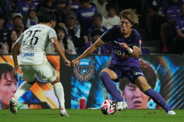 中野就斗は2アシストをマークした　©Masashi Hara