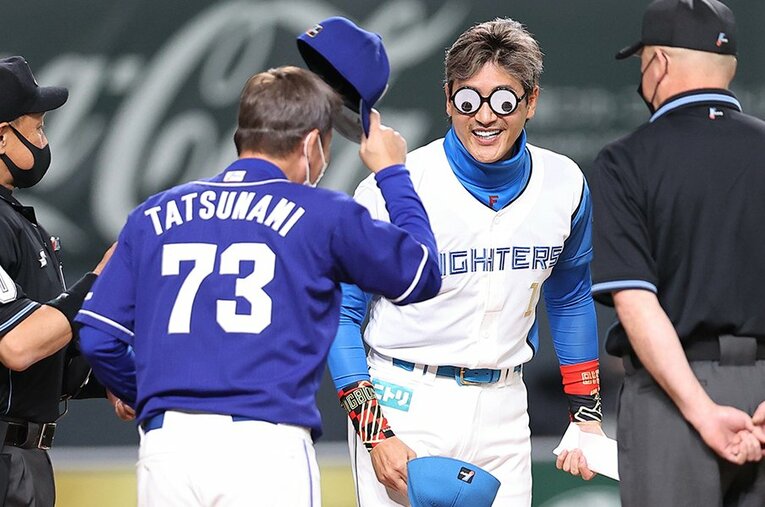 球団OBで野球評論家の西崎幸広氏は、BIGBOSS率いるここまでの日本ハムをどう見るのか ／ photograph by JIJI PRESS