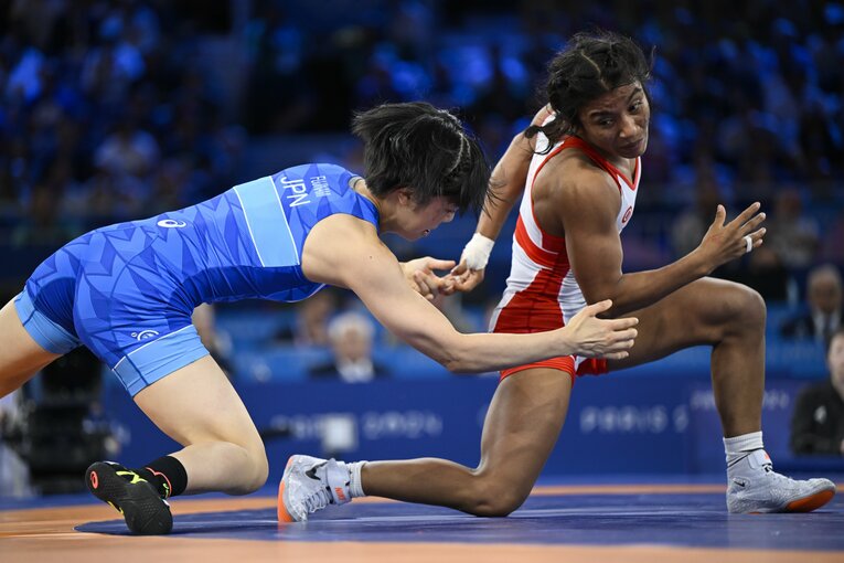 レスリング女子53kg決勝、藤波朱理vs.ルシアジャミレス・ジェペスグスマン　©Asami Enomoto/JMPA