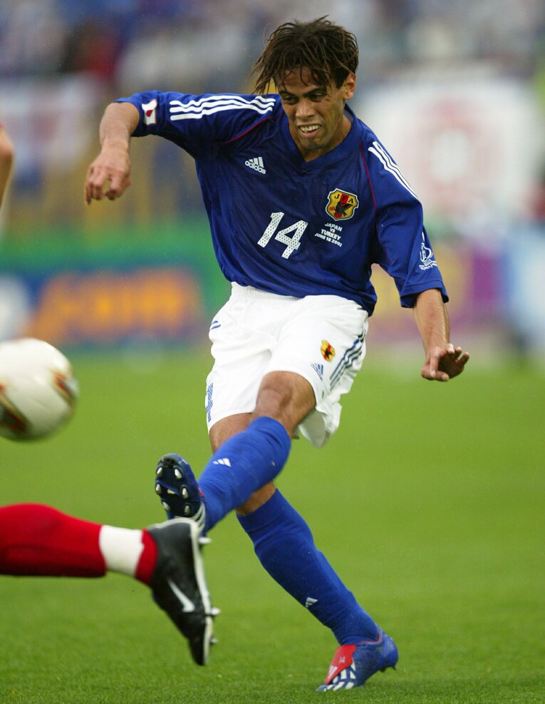 日韓W杯時の三都主　©Sports Graphic Number