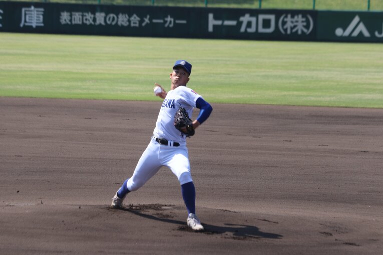 スカウトも「支配下指名濃厚」と…最速153キロ、滝川高校・新井瑛太の超豪快フォーム　©Fumi Sawai