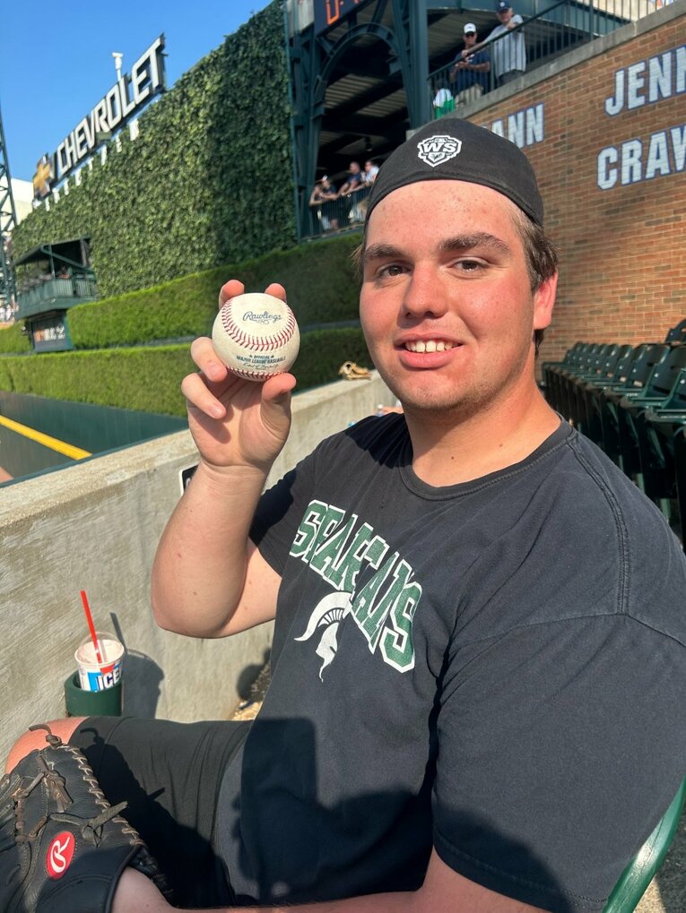 38号をゲットしたオーウェン・パターソン君（18）　©Naoyuki Yanagihara