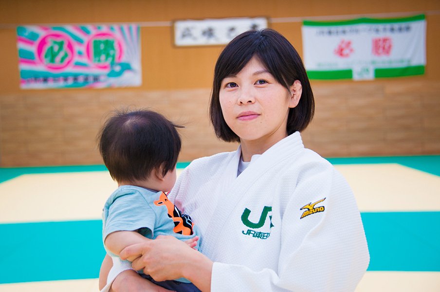 1児の母として日本柔道強化を。福見友子が捧ぐ「すべての情熱」。<Number Web> photograph by Shino Seki
