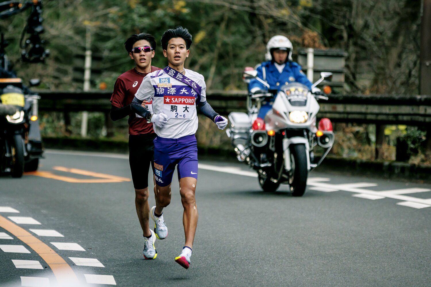 【今年の箱根駅伝】山下りの6区を走った駒大・伊藤蒼唯(3年)。57分38秒の好記録で、区間2位だった ©Kiichi Matsumoto