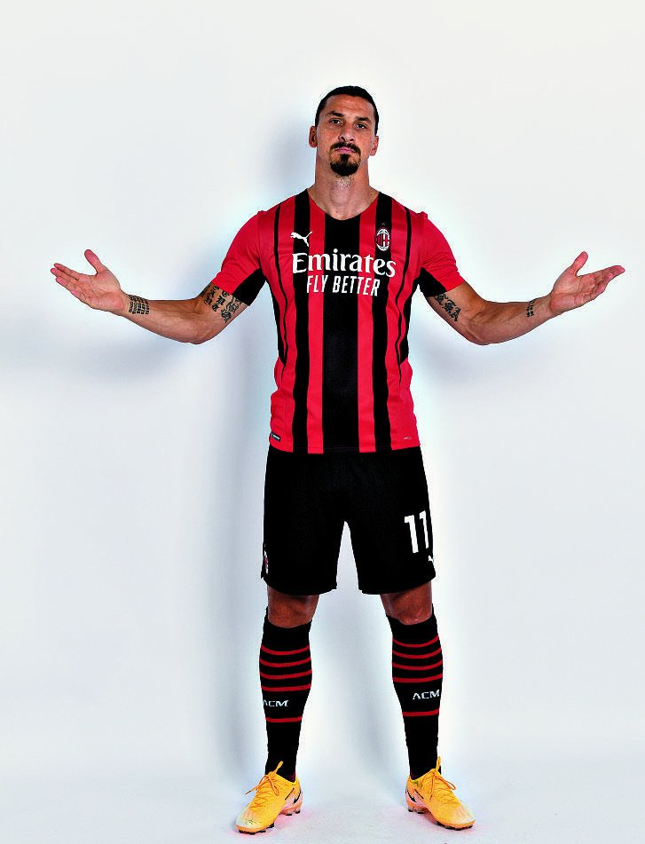 2度目となるミランとの契約で、数々の最年長記録を更新。契約は22年6月まで残っている