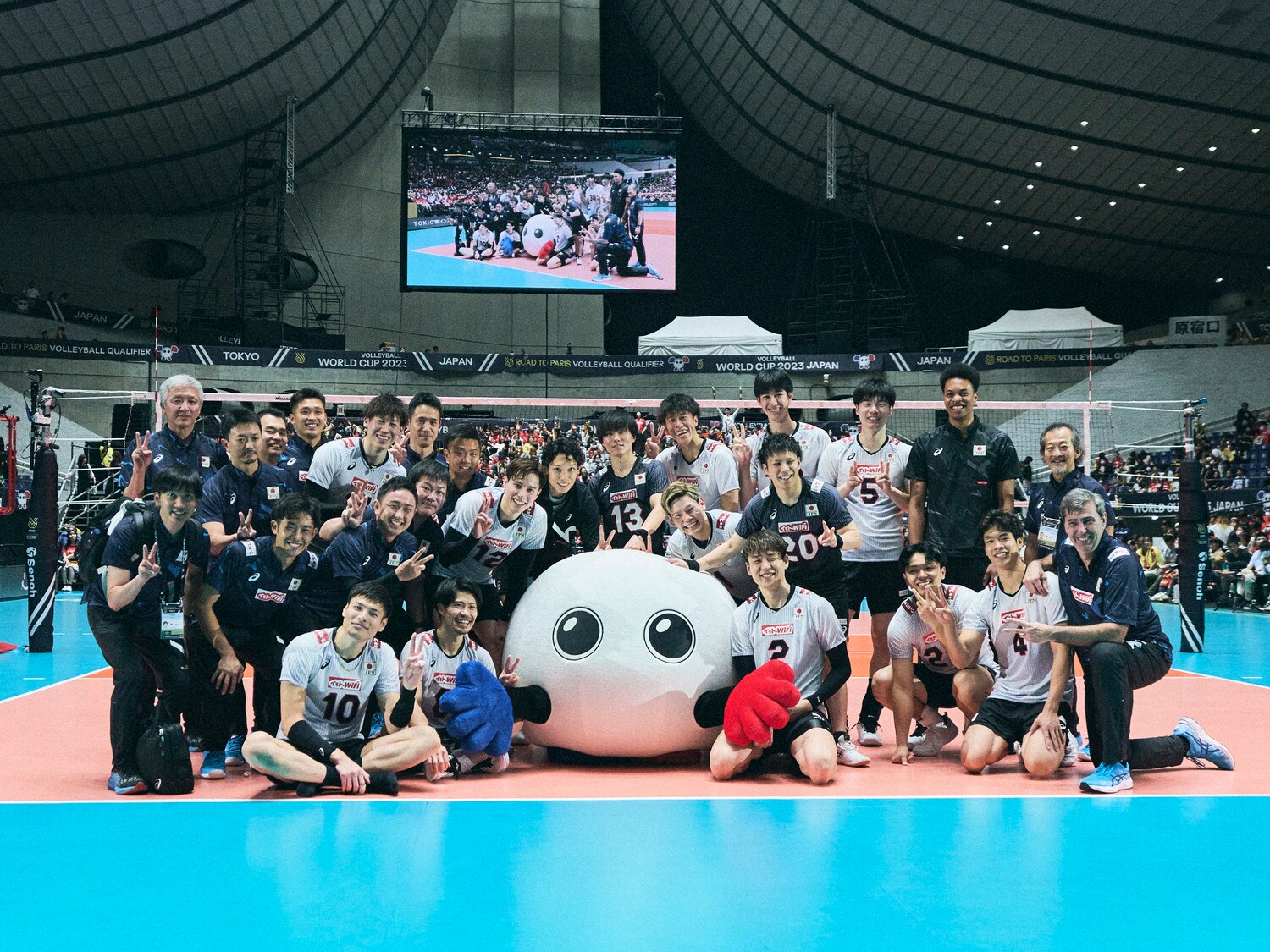 パリ五輪の出場権を懸けた熱戦を繰り広げる男子バレーボール日本代表　©︎Yuki Suenaga