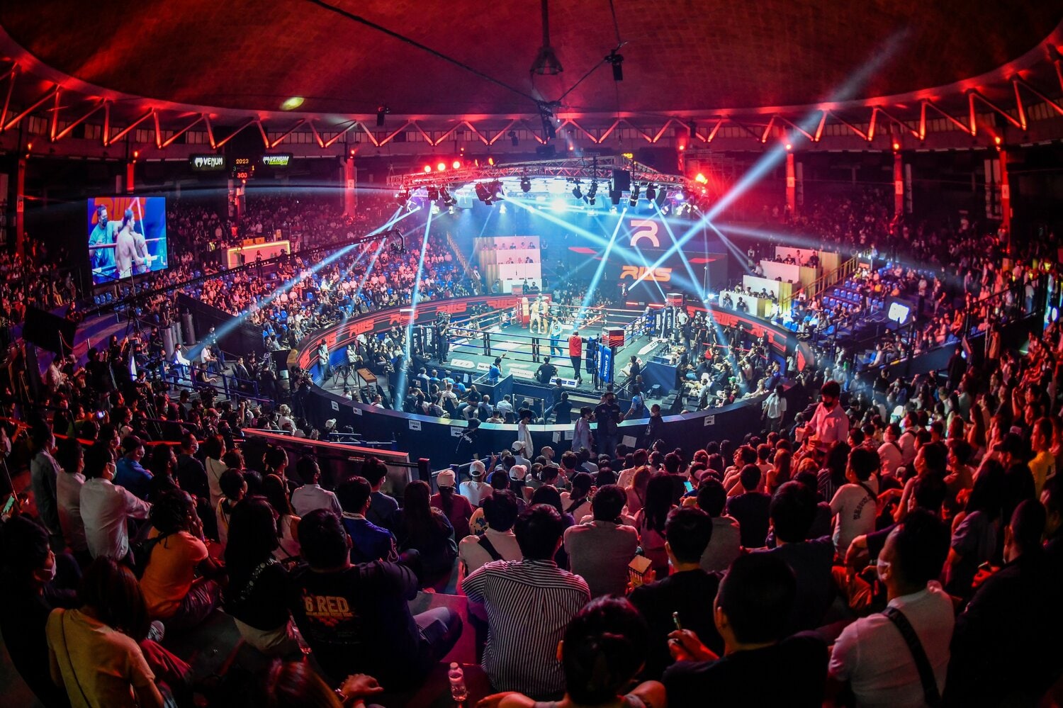 三浦孝太とブアカーオのエキシビションマッチ当日のラジャダムナン・スタジアム ©Getty Images