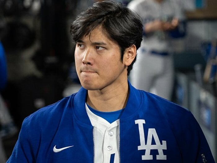 「メンタルを言い訳には」大谷翔平まさかの“40打席連続ノーアーチ”も…真美子夫人とデコピンとクリケットバットがドジャース1年目序盤を救った＜Number Web＞ photograph by Nanae Suzuki