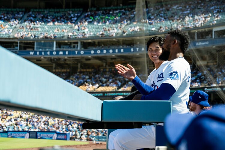 相棒！」再会トラウトとのハグも…大谷翔平は“動画と写真映え”する 