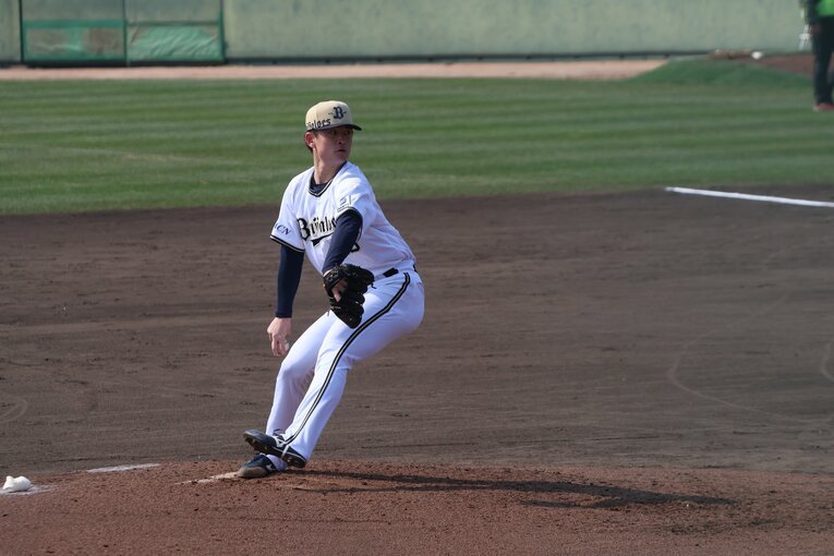 キャンプでの寺西　©Fumi Sawai