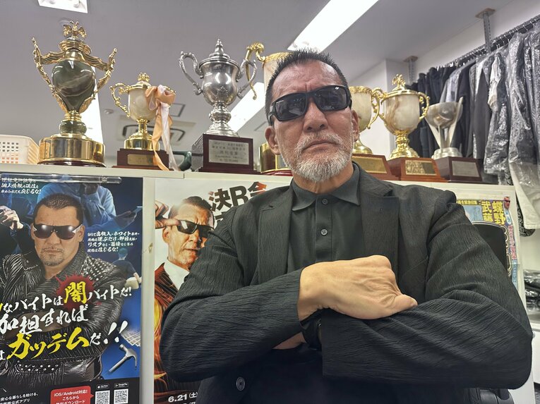 インタビューに応じた“黒のカリスマ”蝶野正洋　©Gantz Horie