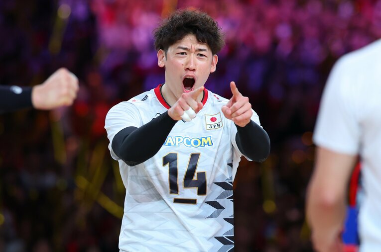 ネーションズリーグ福岡ラウンドから日本代表に合流した石川祐希。圧倒的な存在感でアジアの強豪イラン撃破に貢献した ／ photograph by Yohei Osada/AFLO SPORT