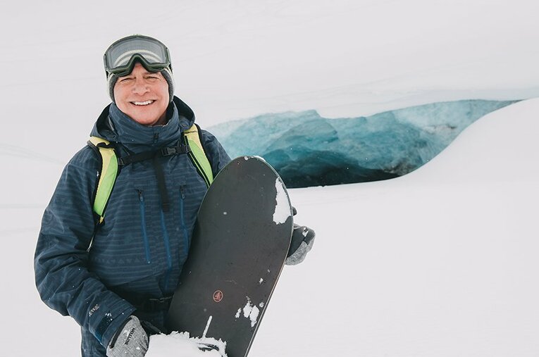 ジェイク・バートンの訃報に接し、ショーン・ホワイトは「彼のレガシーを何としてでも後世に伝えていく」とSNSでコメント。 ／ photograph by BURTON