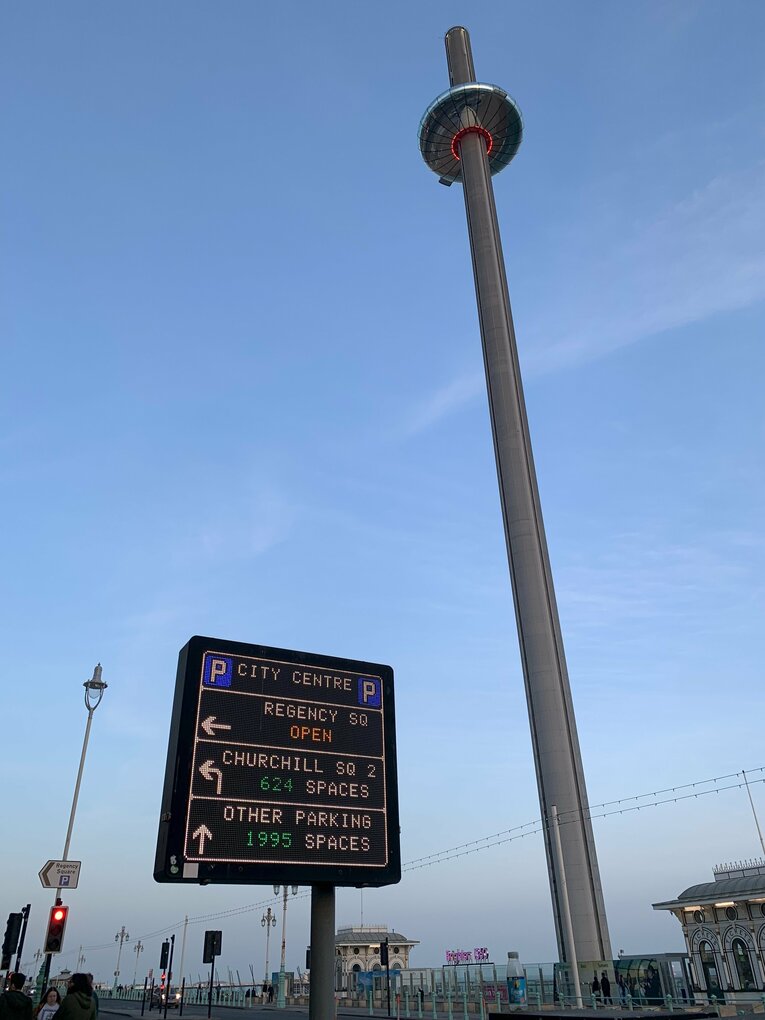 オシャレなブライトンの町並み　©Yoichi Igawa　　