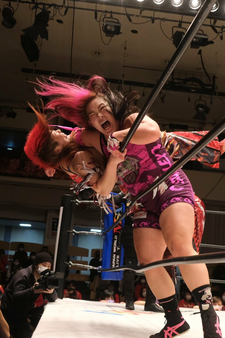 彩羽匠「見とけよ、スターダム」 マーベラスと仙女、“女子プロレスの本流”を継承する者は？ 長与千種も賞賛した“最高の試合”(21)