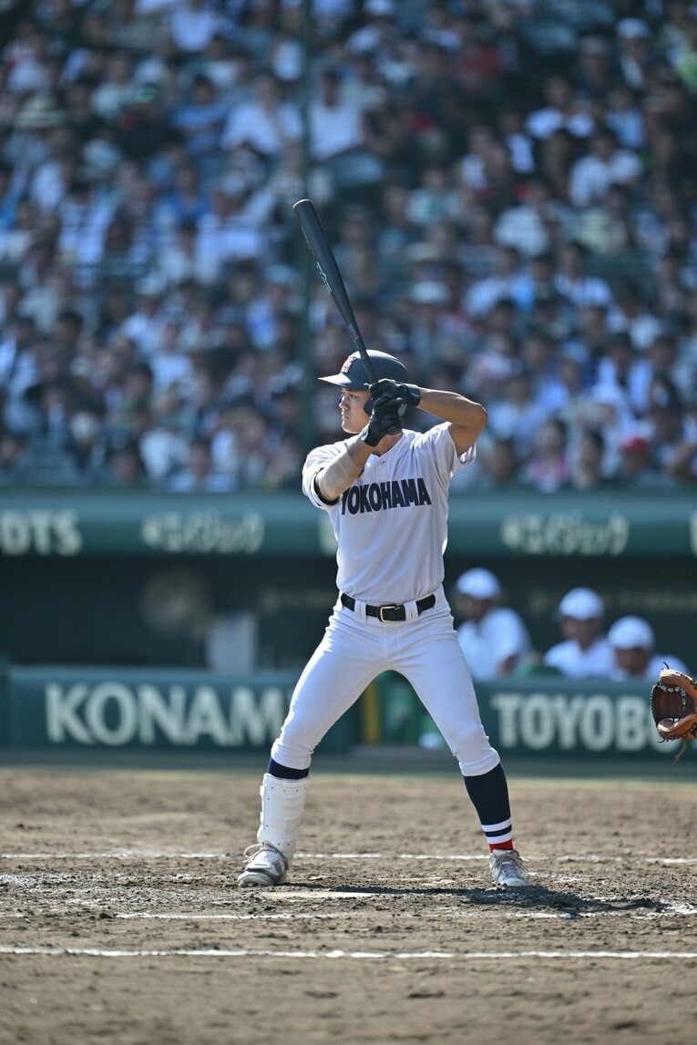 横浜の主将を務めた阿部葉太　©Hideki Sugiyama