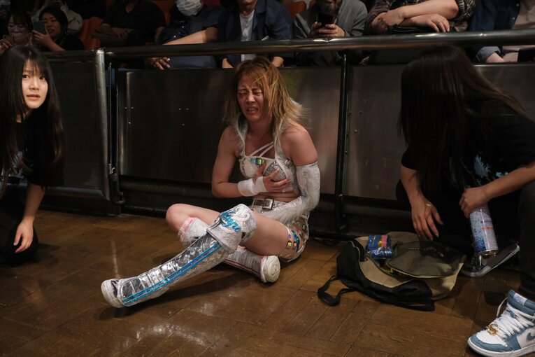 「燃え尽き症候群」から岩谷麻優が迎えた“キャリアで一番のピーク”…右ヒジ脱臼まで続いた藤本つかさとの“最高峰の女子プロレス”(42)