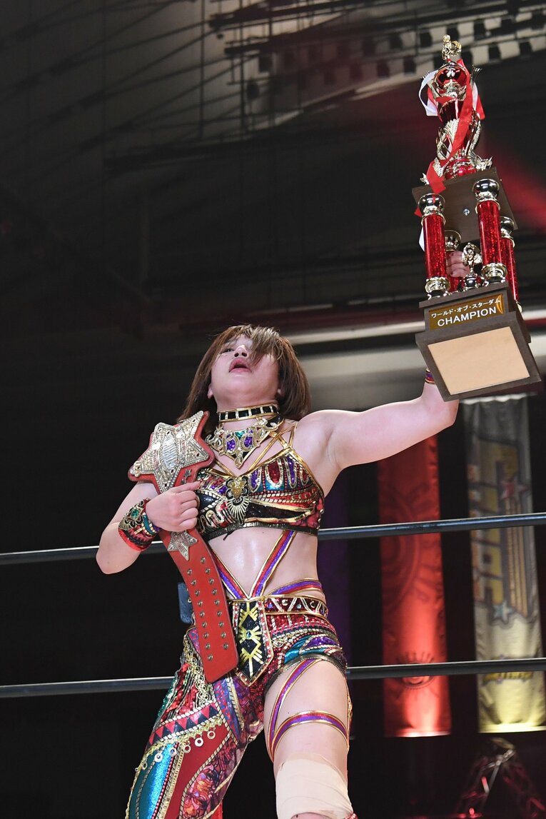 激闘の末、朱里が10度目の防衛を果たした