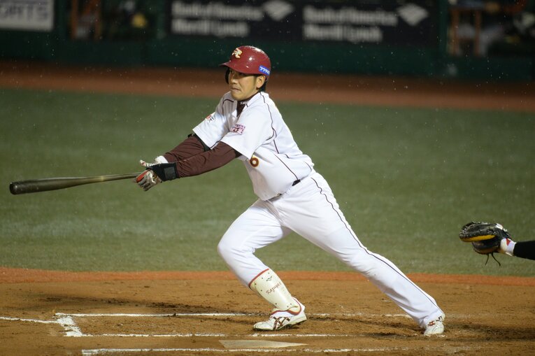 日本シリーズに出場した2013年はベストナインとゴールデングラブ賞を獲得　©Naoya Sanuki