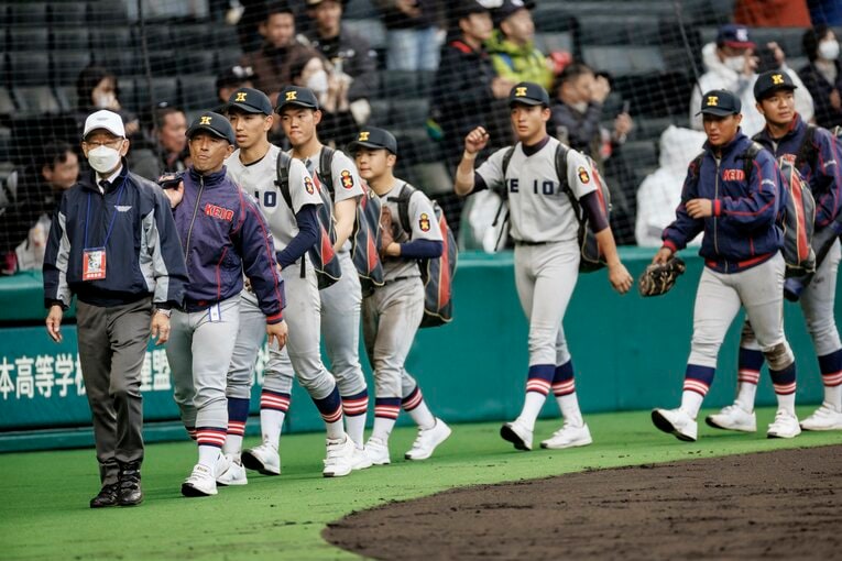 成長に資する勝利至上主義を掲げる森林監督。センバツで仙台育英との初戦敗退後に「この球場でこの相手と、こういう試合ができたことは、勝ち負けとは別に素晴らしい経験でした」と語った　©Kiichi Matsumoto